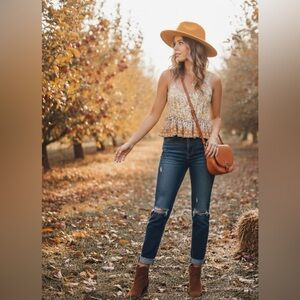 Cupcakes and Cashmere Ditzy Floral Top